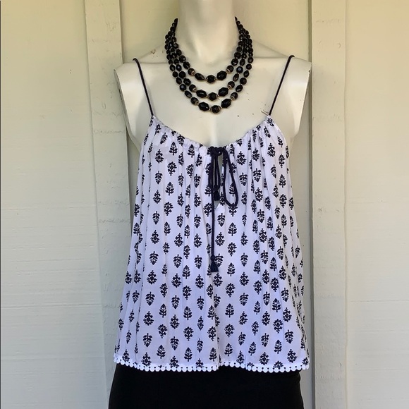 Victoria's Secret Tops - NWOT- VICTORIA SECRET- size M boho tank